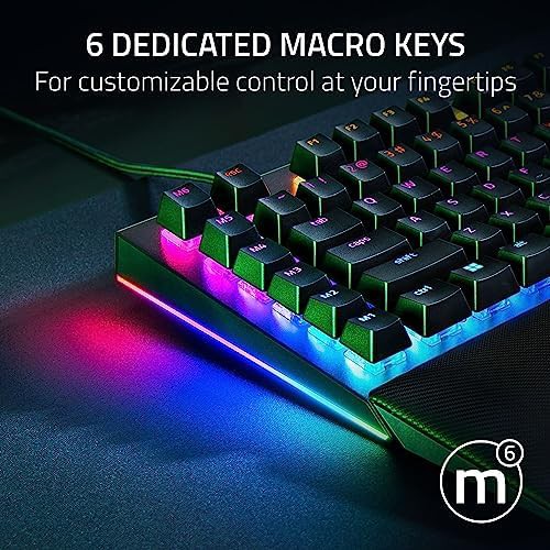 BlackWidow V4 mechanical keyboard with green switches — photo 4