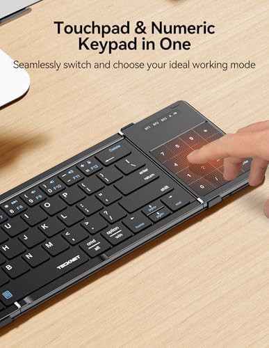 Foldable travel keyboard with integrated touchpad — photo 3